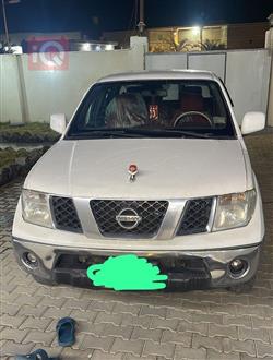 نيسان نافارا